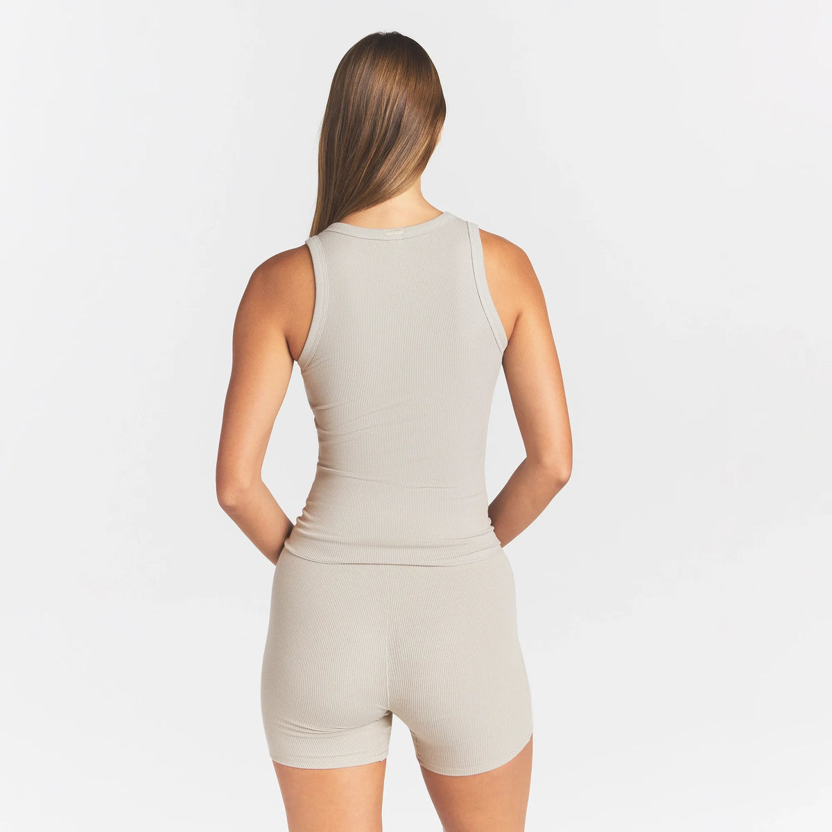 COTTON RIB SCOOP NECK TANK | STONE