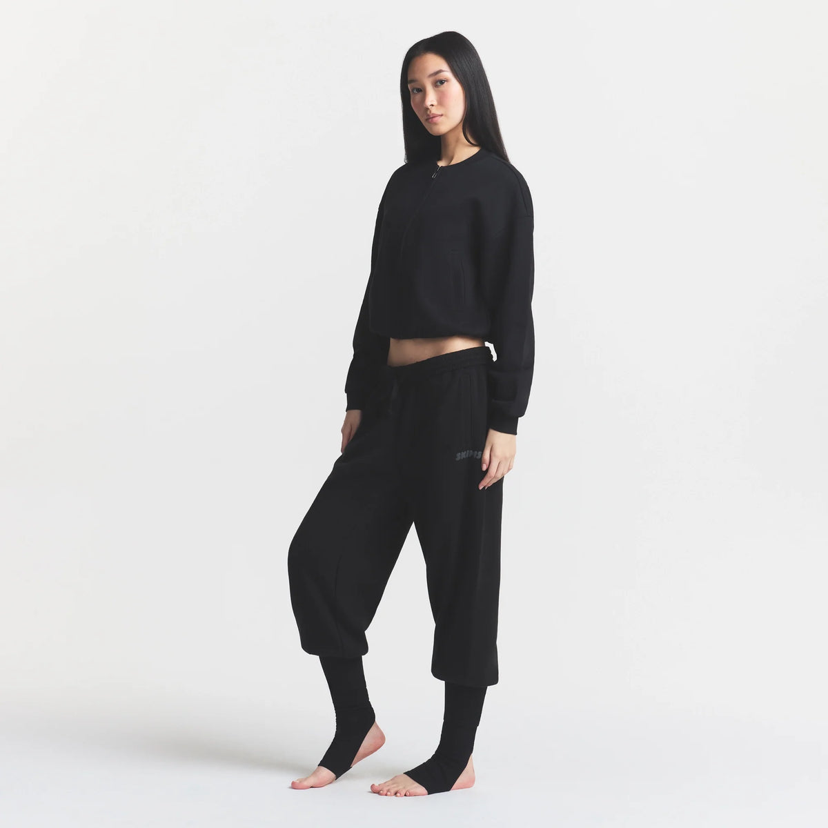 COTTON FLEECE SWEATPANT WITH RIB LEG WARMER WITH EMBOSSED LOGO | ONYX