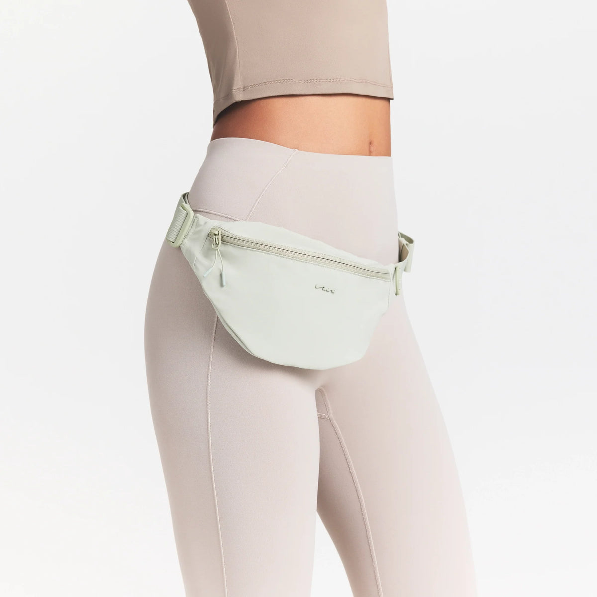 NikeSKIMS ACCESSORIES FANNY PACK | TALC