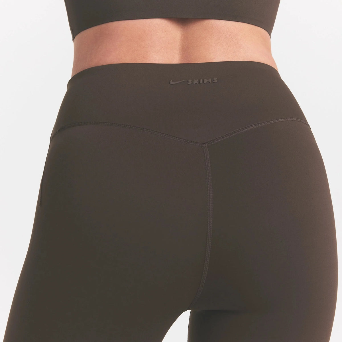 NikeSKIMS MATTE 17" CAPRI LEGGING | DARK SEPIA