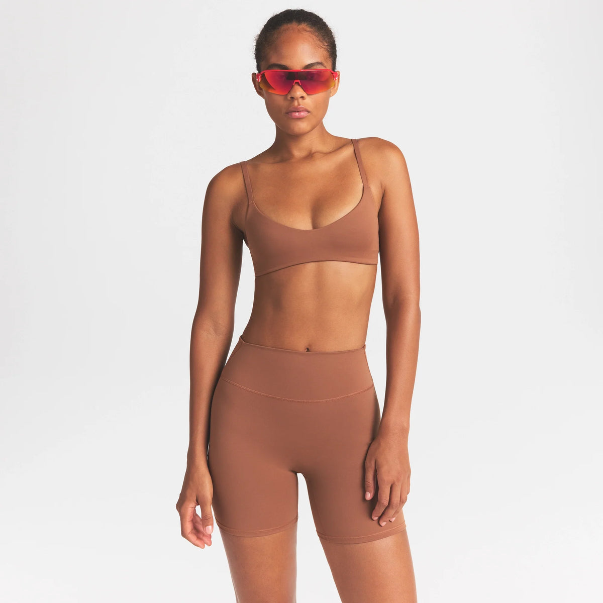 NikeSKIMS MATTE MICRO SCOOP BRA | CAROB BROWN
