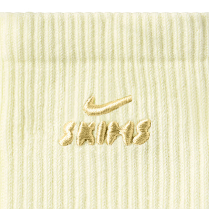 NikeSKIMS ACCESSORIES DRI-FIT™ PILATES CREW SOCK | LEMON DROP