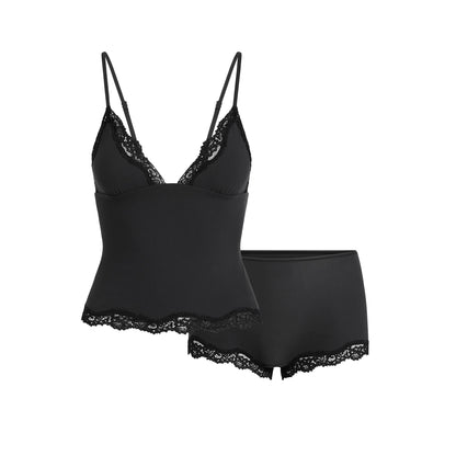 FITS EVERYBODY LACE TRIANGLE CAMI AND BOY SHORT SET | ONYX