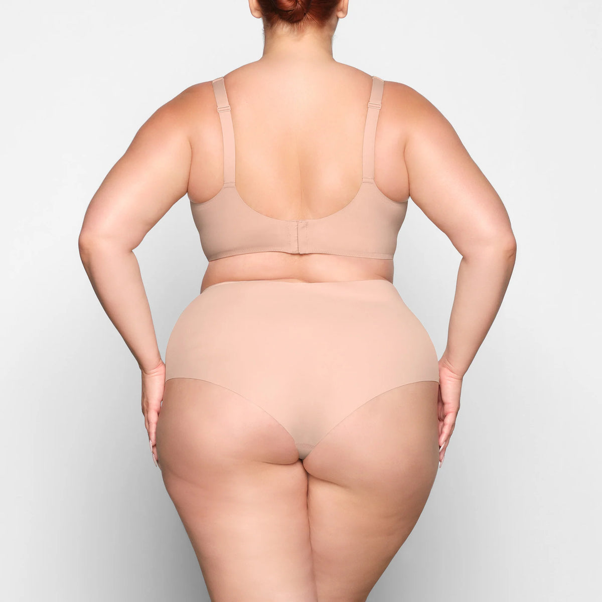 NAKED SCOOP BRALETTE | MICA