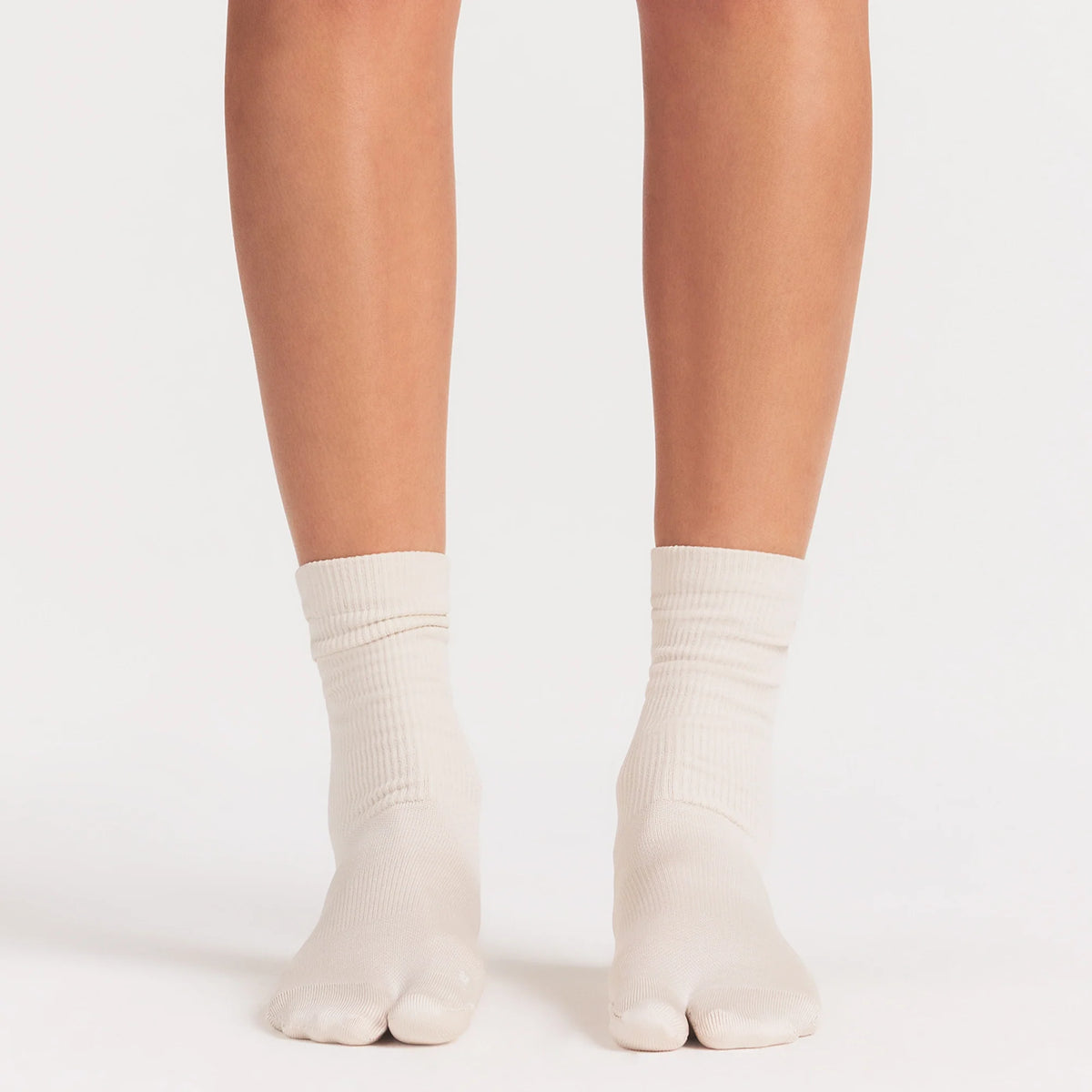 NikeSKIMS ACCESSORIES DRI-FIT™ RIFT CREW SOCK | LIGHT OREWOOD BROWN