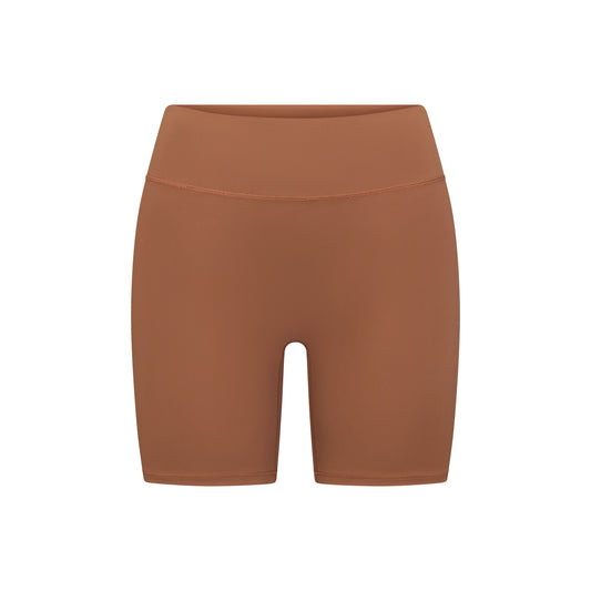 NikeSKIMS MATTE 5" BIKER SHORT | CAROB BROWN
