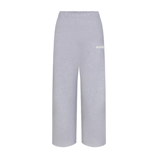 COTTON FLEECE STRAIGHT LEG PANT WITH EMBOSSED LOGO | HEATHER GREY
