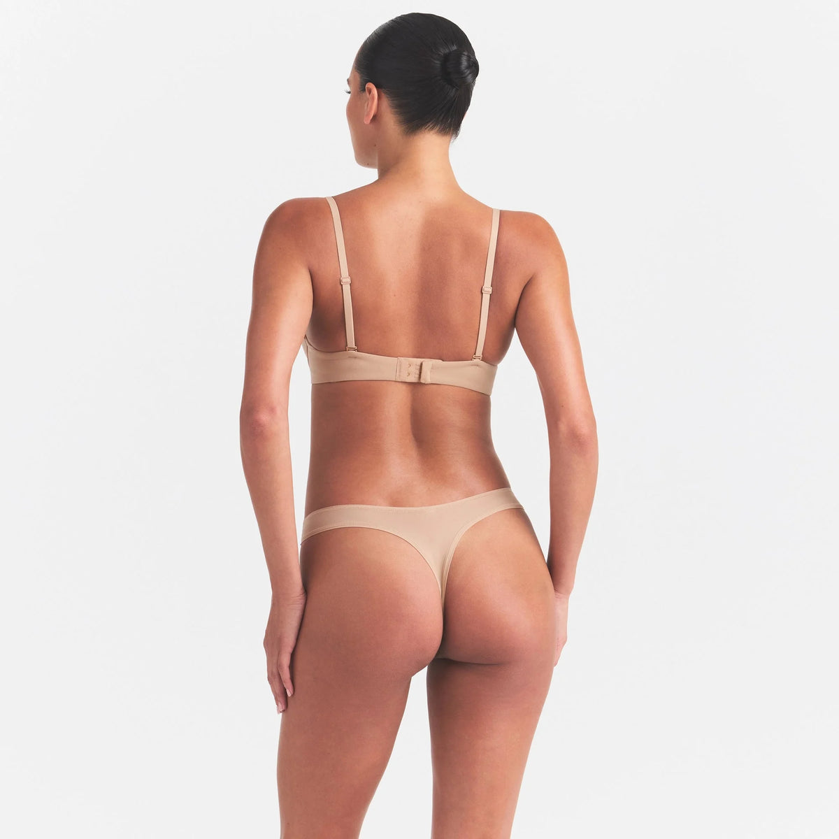 FITS EVERYBODY DIPPED FRONT THONG | CLAY