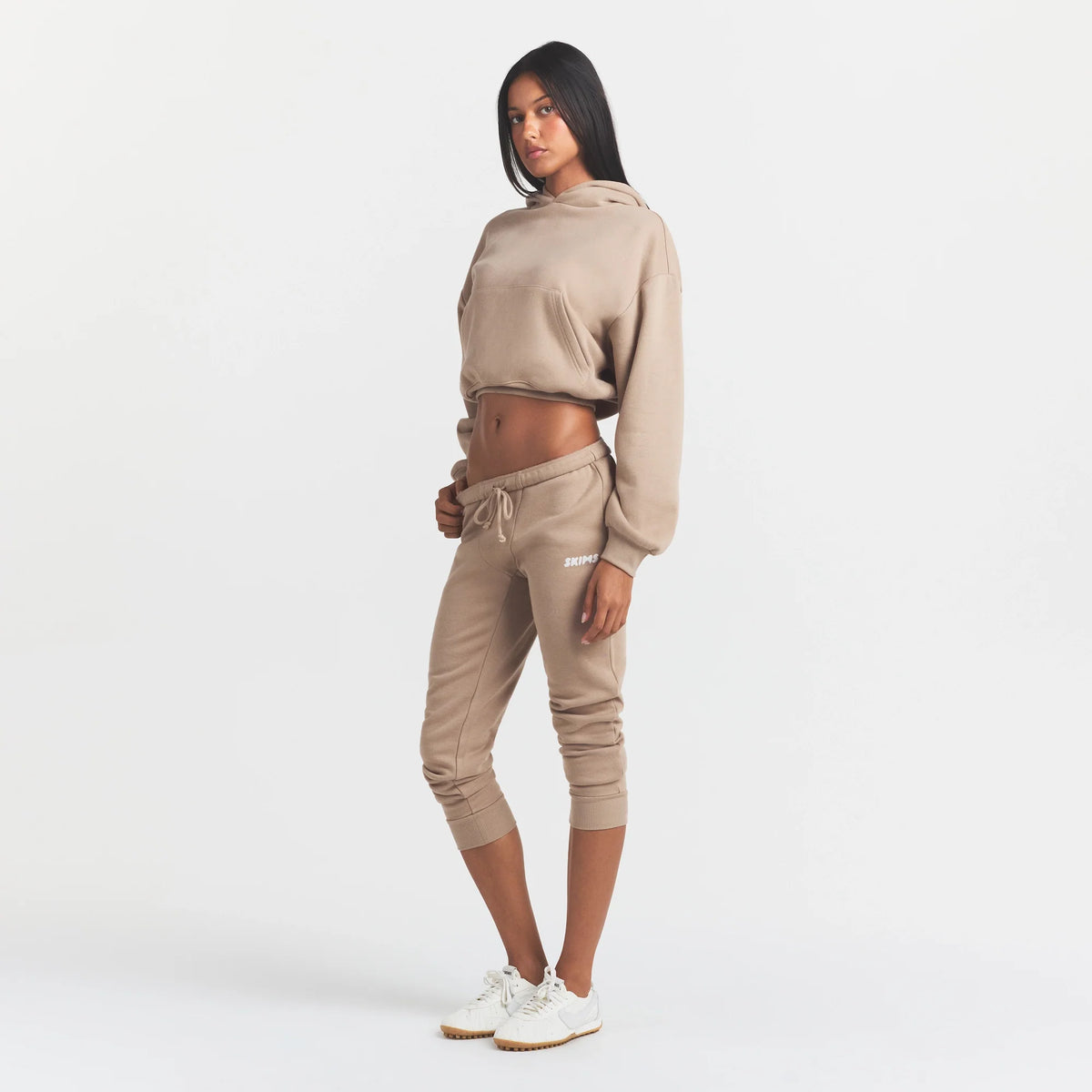 COTTON FLEECE LEGGING WITH EMBOSSED LOGO | LATTE