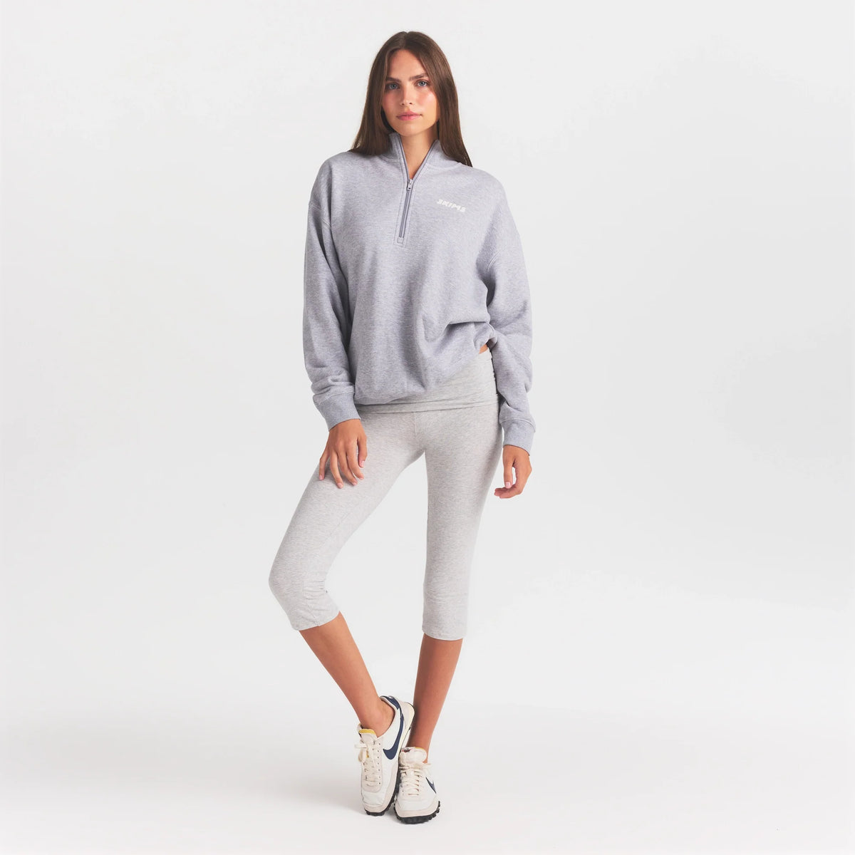 COTTON FLEECE MOCK NECK QUARTER ZIP WITH EMBOSSED LOGO | HEATHER GREY