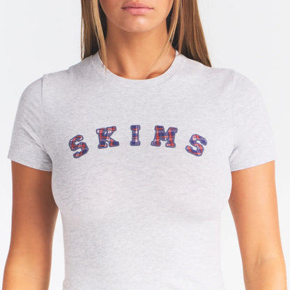 COTTON JERSEY LOGO T-SHIRT | LIGHT HEATHER GREY ARCHED SKIMS PLAID