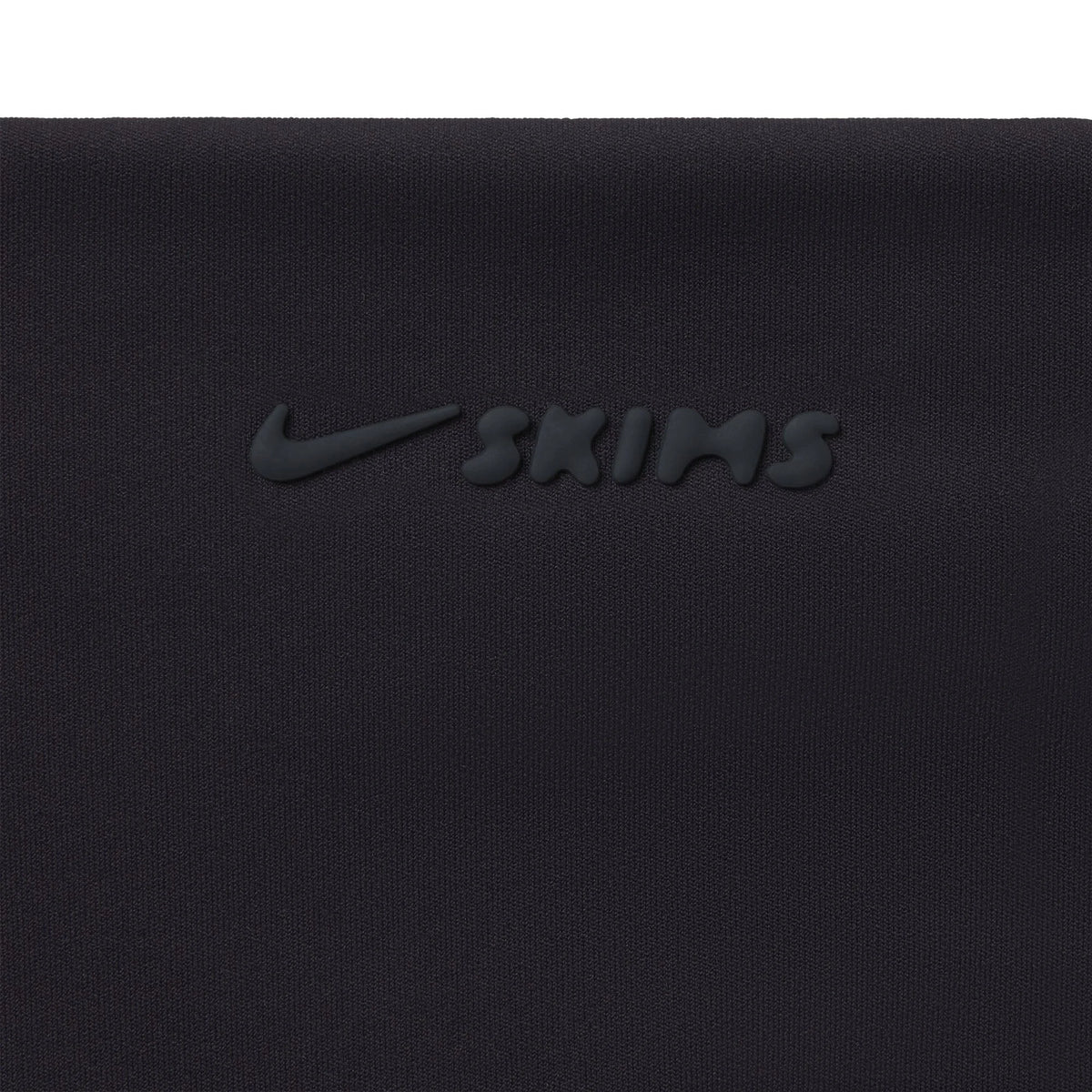 NikeSKIMS MATTE KNEE GRIP 26" LEGGING | OBSIDIAN