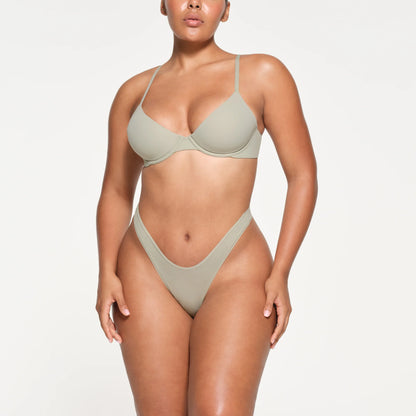 FITS EVERYBODY PLUNGE BRA | TALC