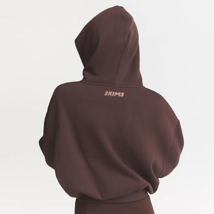 COTTON FLEECE CROPPED HOODIE WITH EMBOSSED LOGO | ESPRESSO