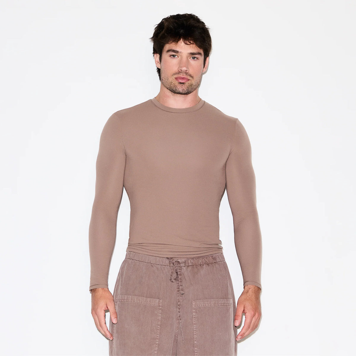 FITS EVERYBODY MENS SLIM LONG SLEEVE T-SHIRT | UMBER