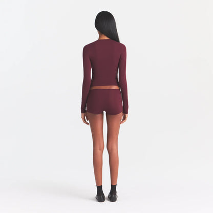 FITS EVERYBODY LONG SLEEVE T-SHIRT | CURRANT
