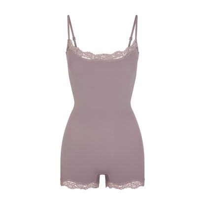 FITS EVERYBODY LACE ONESIE | ZINC