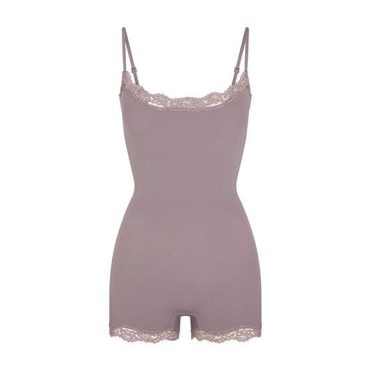 FITS EVERYBODY LACE ONESIE | ZINC