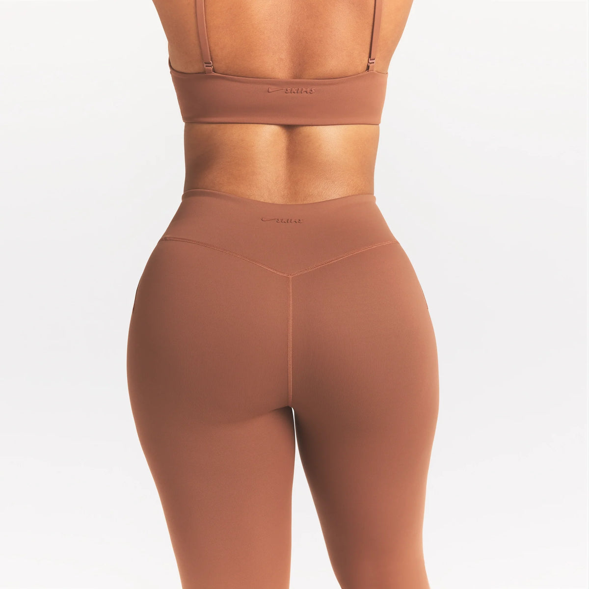 NikeSKIMS MATTE 26" LEGGING | CAROB BROWN