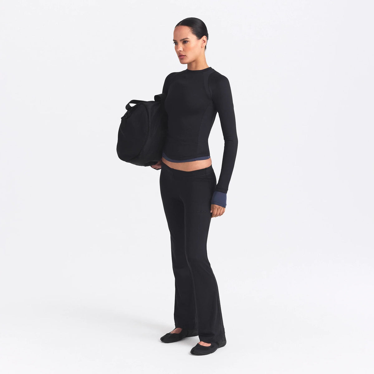 NikeSKIMS AIRY LOW RISE MINI FLARE PANT | OBSIDIAN