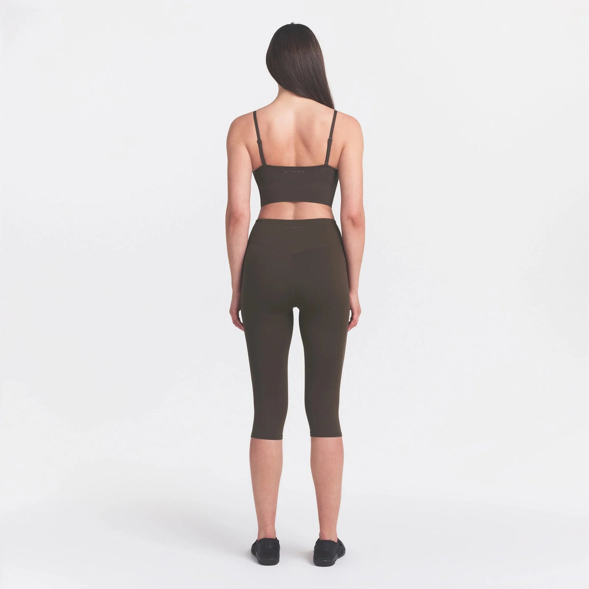 NikeSKIMS MATTE 17" CAPRI LEGGING | DARK SEPIA