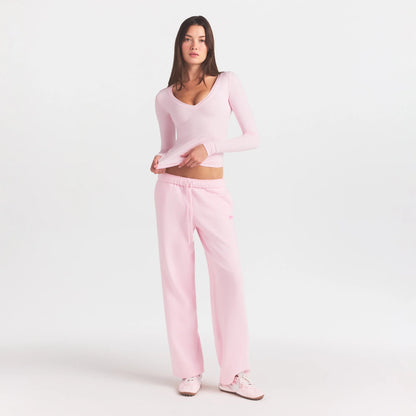 COTTON FLEECE STRAIGHT LEG PANT WITH EMBOSSED LOGO | CHERRY BLOSSOM