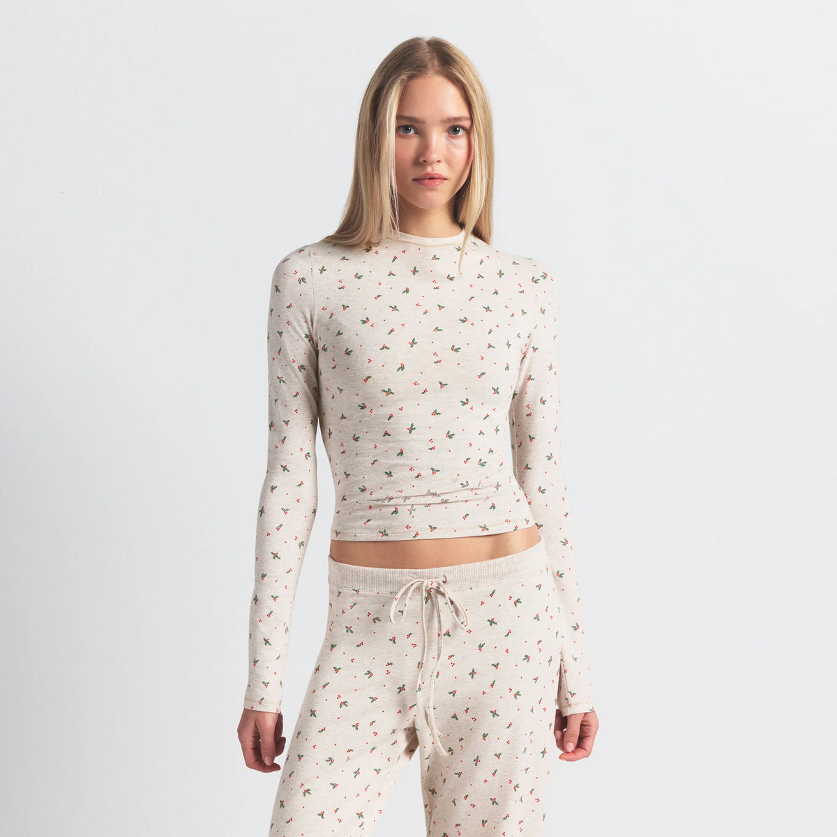 COTTON JERSEY LONG SLEEVE T-SHIRT | OATMEAL HEATHER HOLLY PRINT