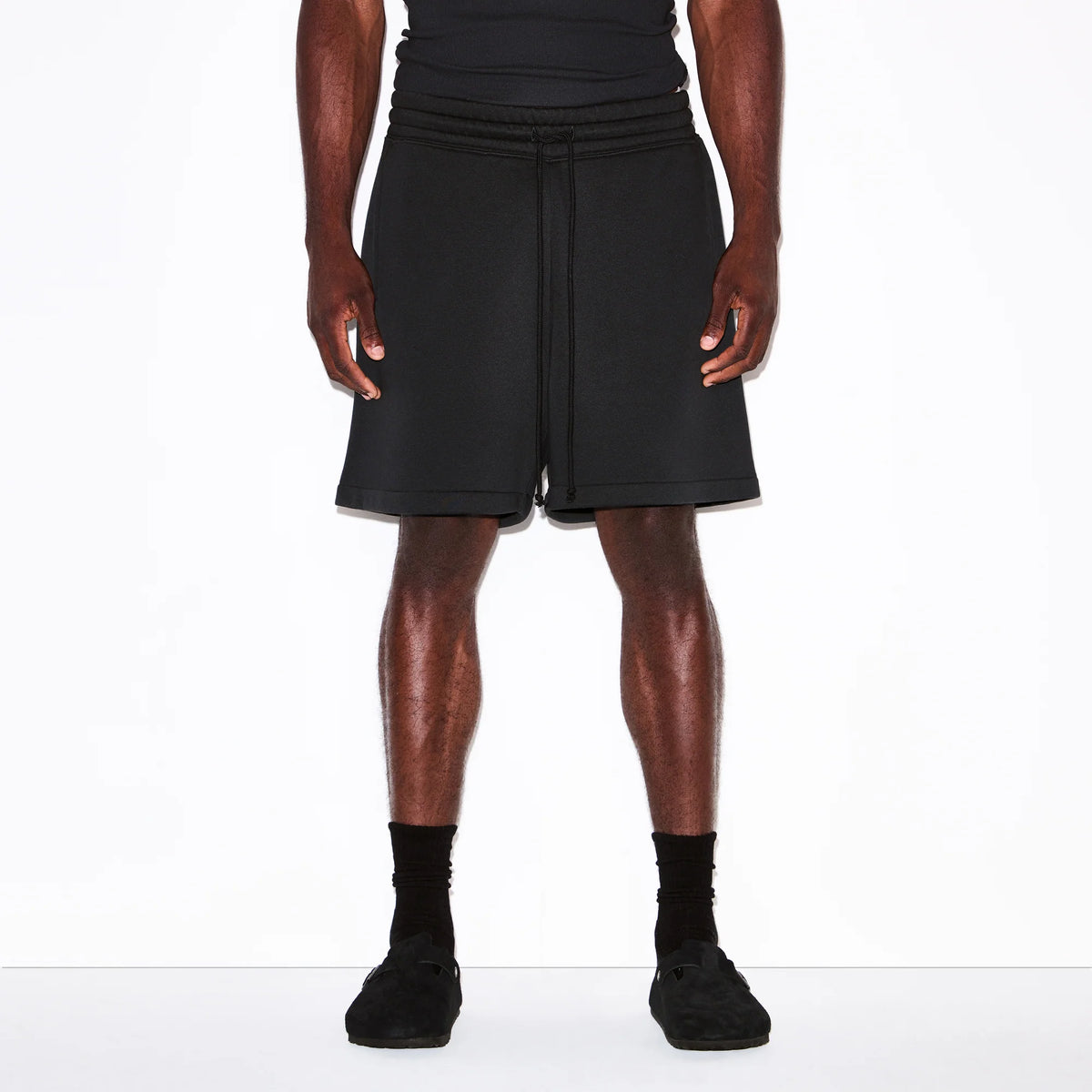 FLEECE LOUNGE MENS RELAXED SHORT | WASHED ONYX