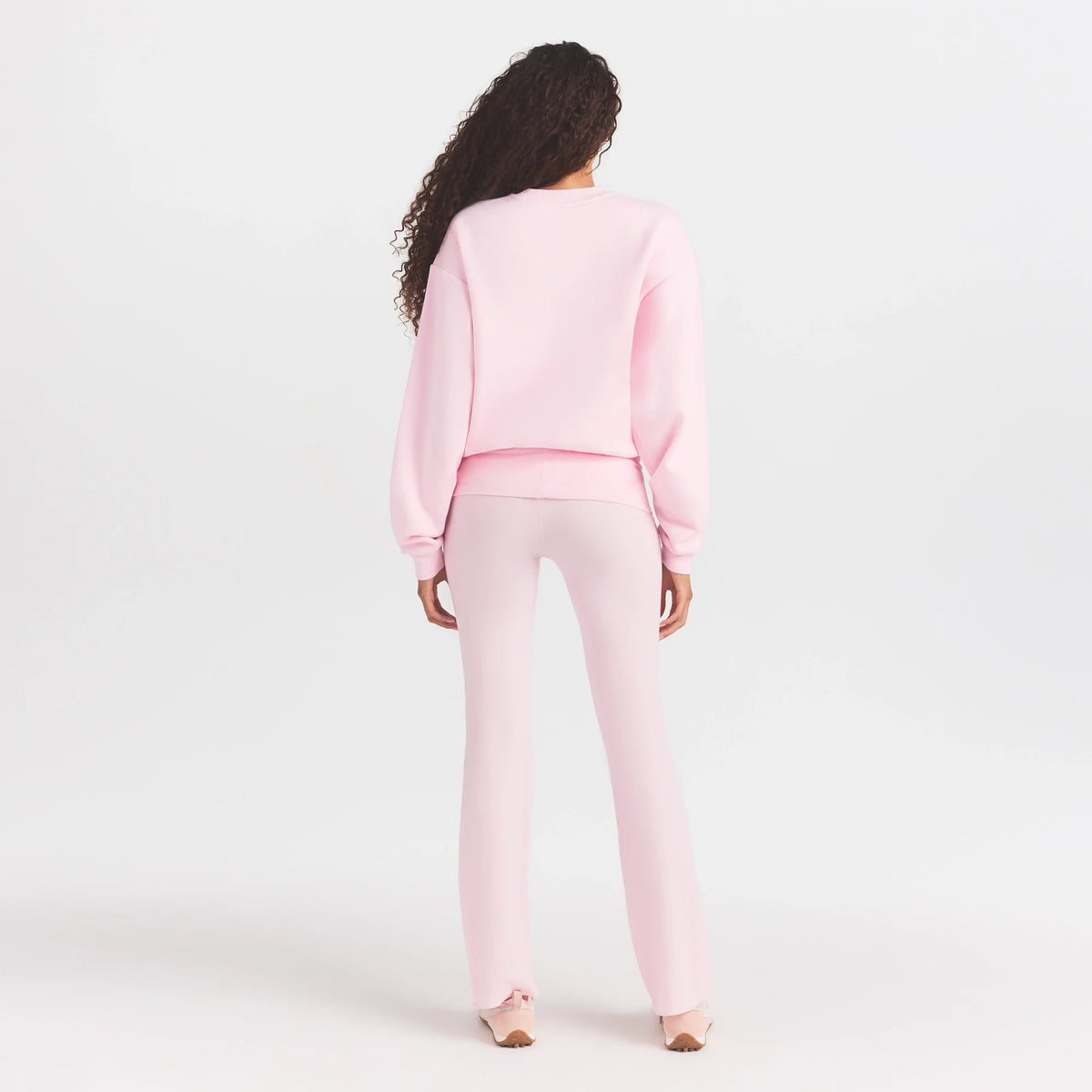 COTTON FLEECE CREWNECK WITH EMBOSSED LOGO | CHERRY BLOSSOM