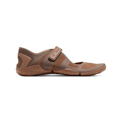 NikeSKIMS FOOTWEAR RIFT MESH | ARCHAEO BROWN