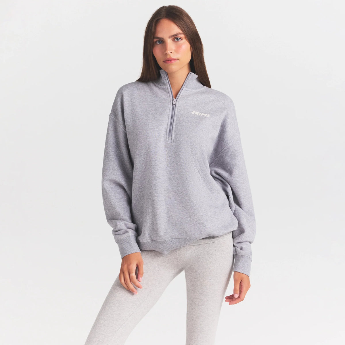 COTTON FLEECE MOCK NECK QUARTER ZIP WITH EMBOSSED LOGO | HEATHER GREY