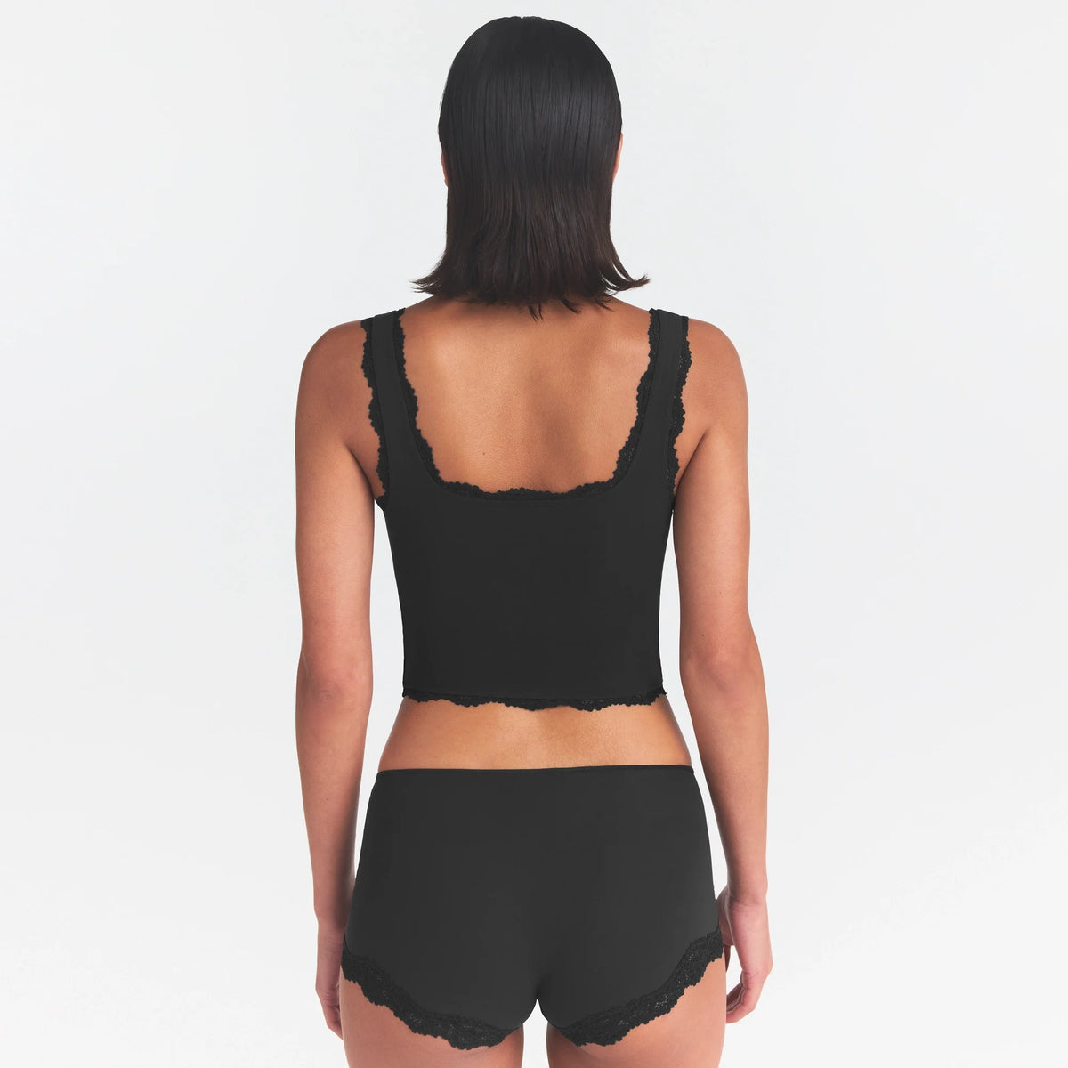 FITS EVERYBODY LACE TANK | ONYX