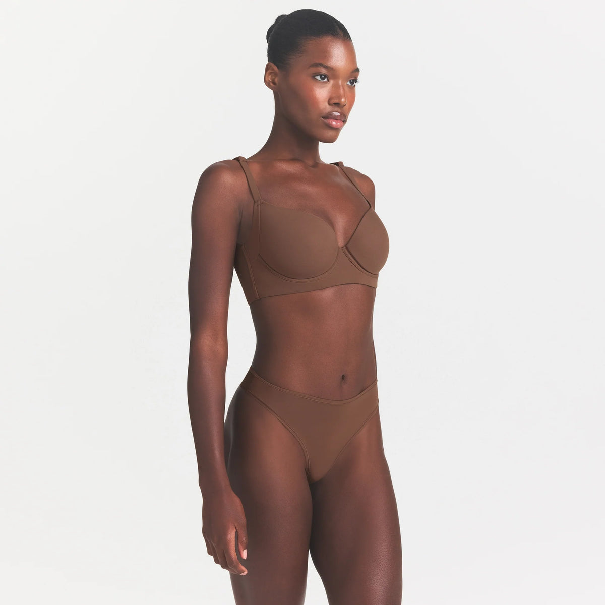 FITS EVERYBODY BACK SMOOTHING FULL COVERAGE BRA | JASPER