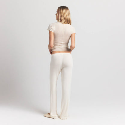 FEATHERWEIGHT CASHMERE TEE | EGRET