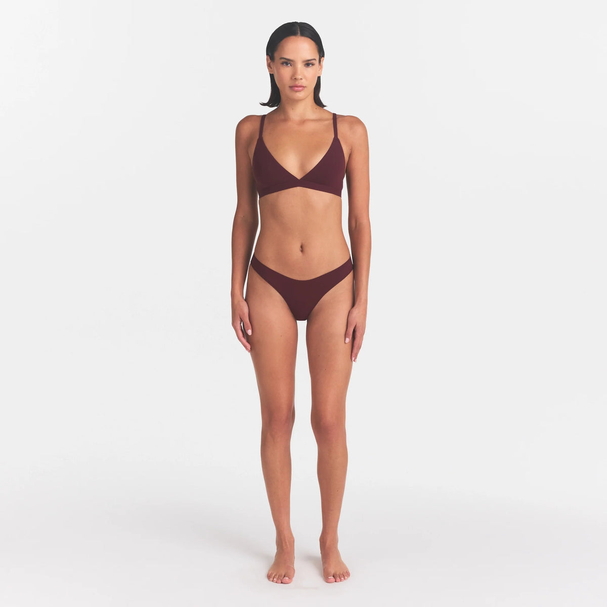 FITS EVERYBODY TRIANGLE BRALETTE | CURRANT