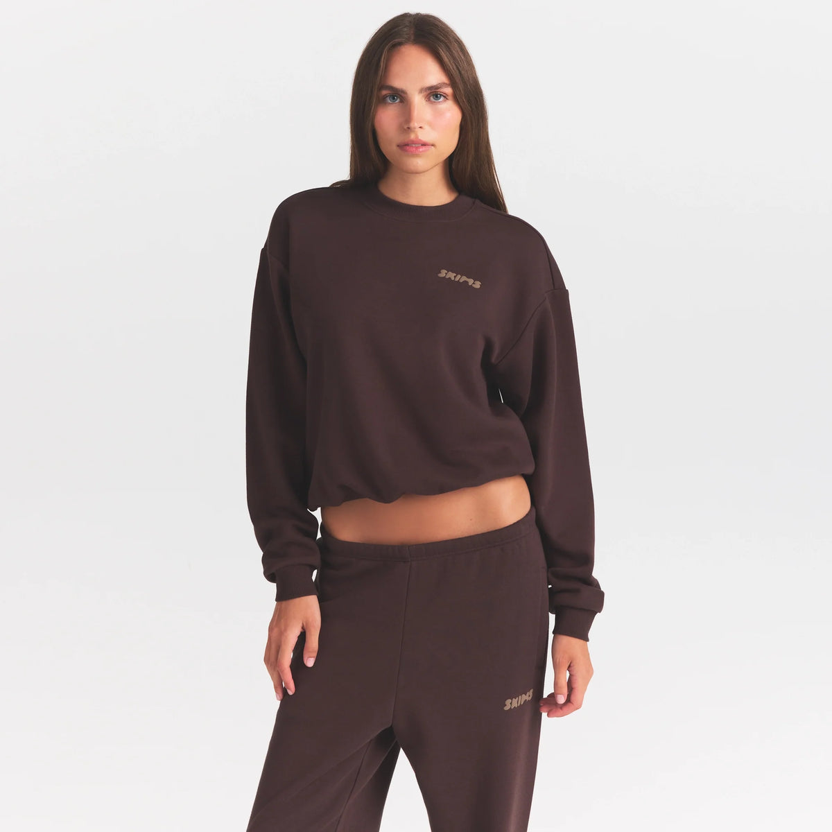 COTTON FLEECE CREWNECK WITH EMBOSSED LOGO | ESPRESSO