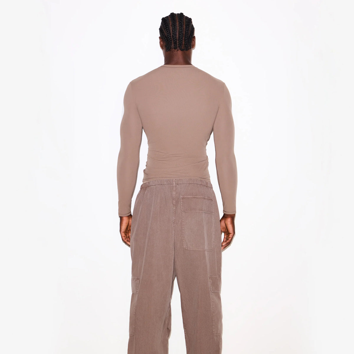 FITS EVERYBODY MENS SLIM LONG SLEEVE T-SHIRT | UMBER
