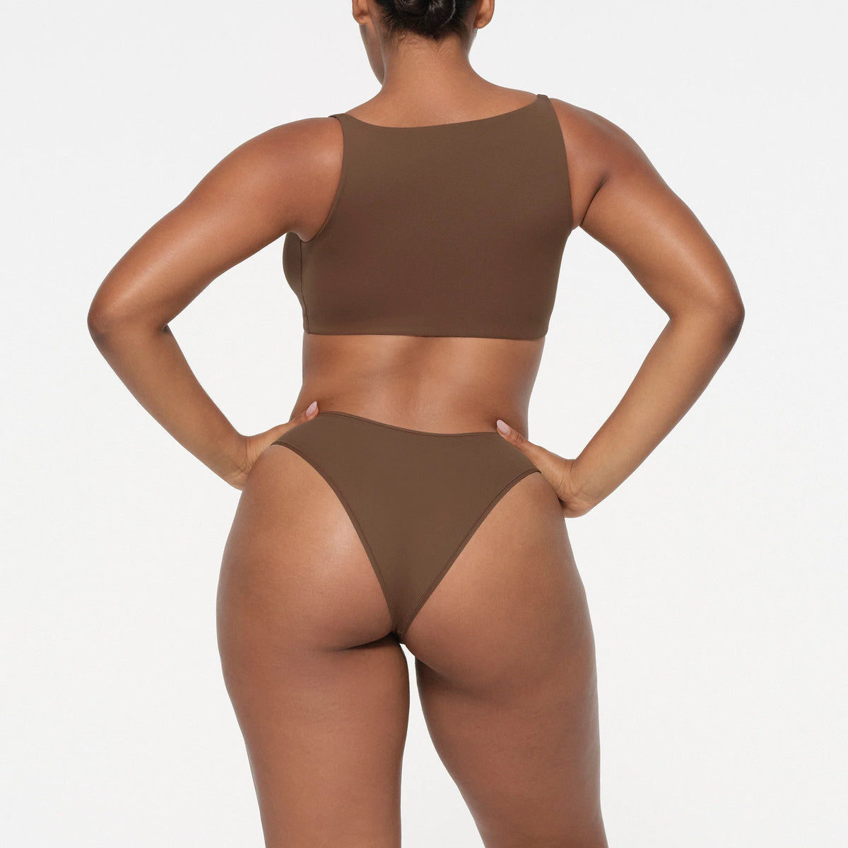 FITS EVERYBODY BACK SMOOTHING SCOOP BRALETTE | JASPER
