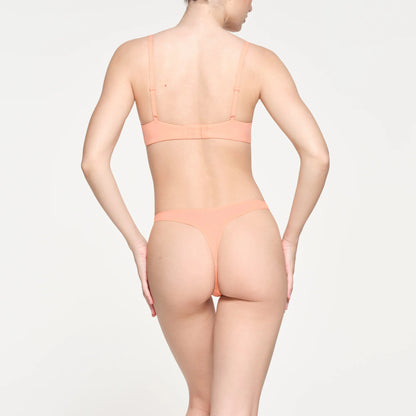 FITS EVERYBODY PLUNGE BRA | FADED NECTAR