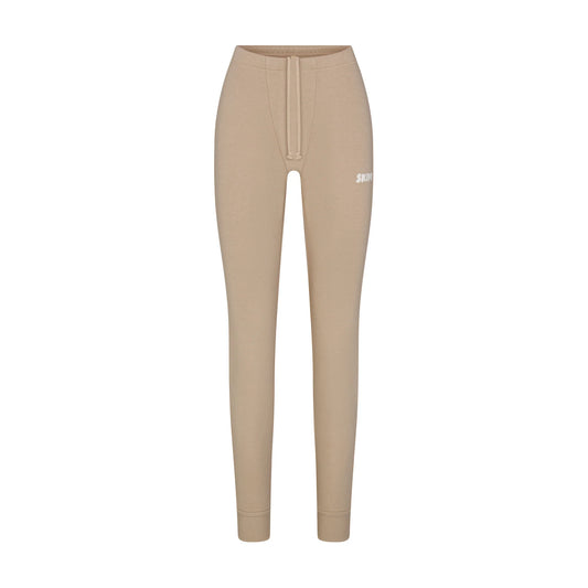 COTTON FLEECE LEGGING WITH EMBOSSED LOGO | LATTE
