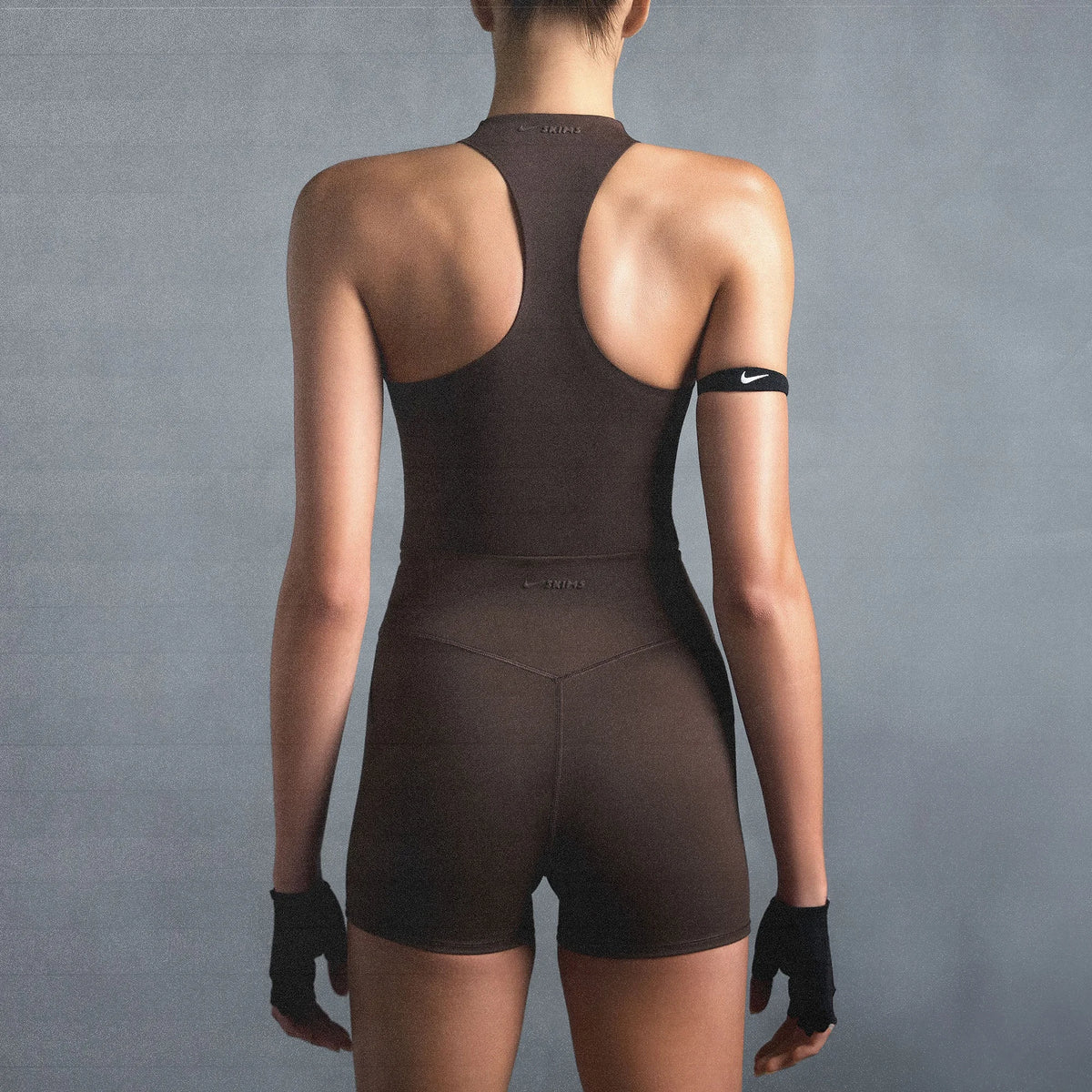 NikeSKIMS MATTE MOCK NECK RACER TANK | DARK SEPIA