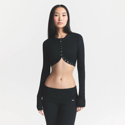 ESSENTIAL KNIT ROUNDED CROPPED CARDIGAN | ONYX