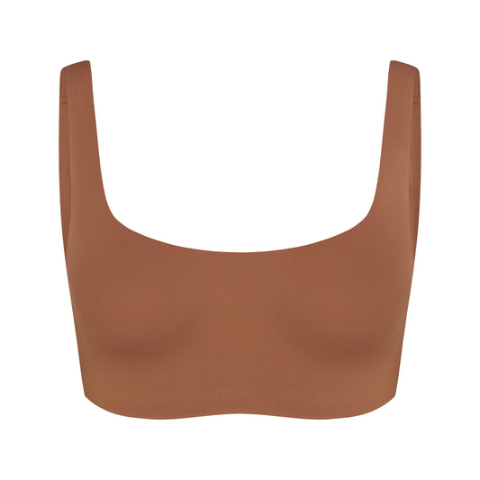 NikeSKIMS MATTE SCOOP NECK BRA | CAROB BROWN