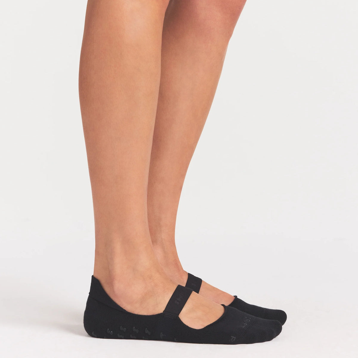 NikeSKIMS ACCESSORIES DRI-FIT™ PILATES NO SHOW SOCK | OBSIDIAN