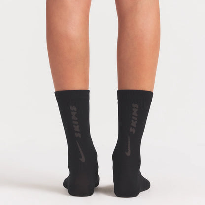 NikeSKIMS ACCESSORIES DRI-FIT™ RIFT CREW SOCK | OBSIDIAN