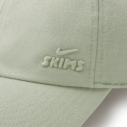 NikeSKIMS ACCESSORIES CLUB CAP | TALC